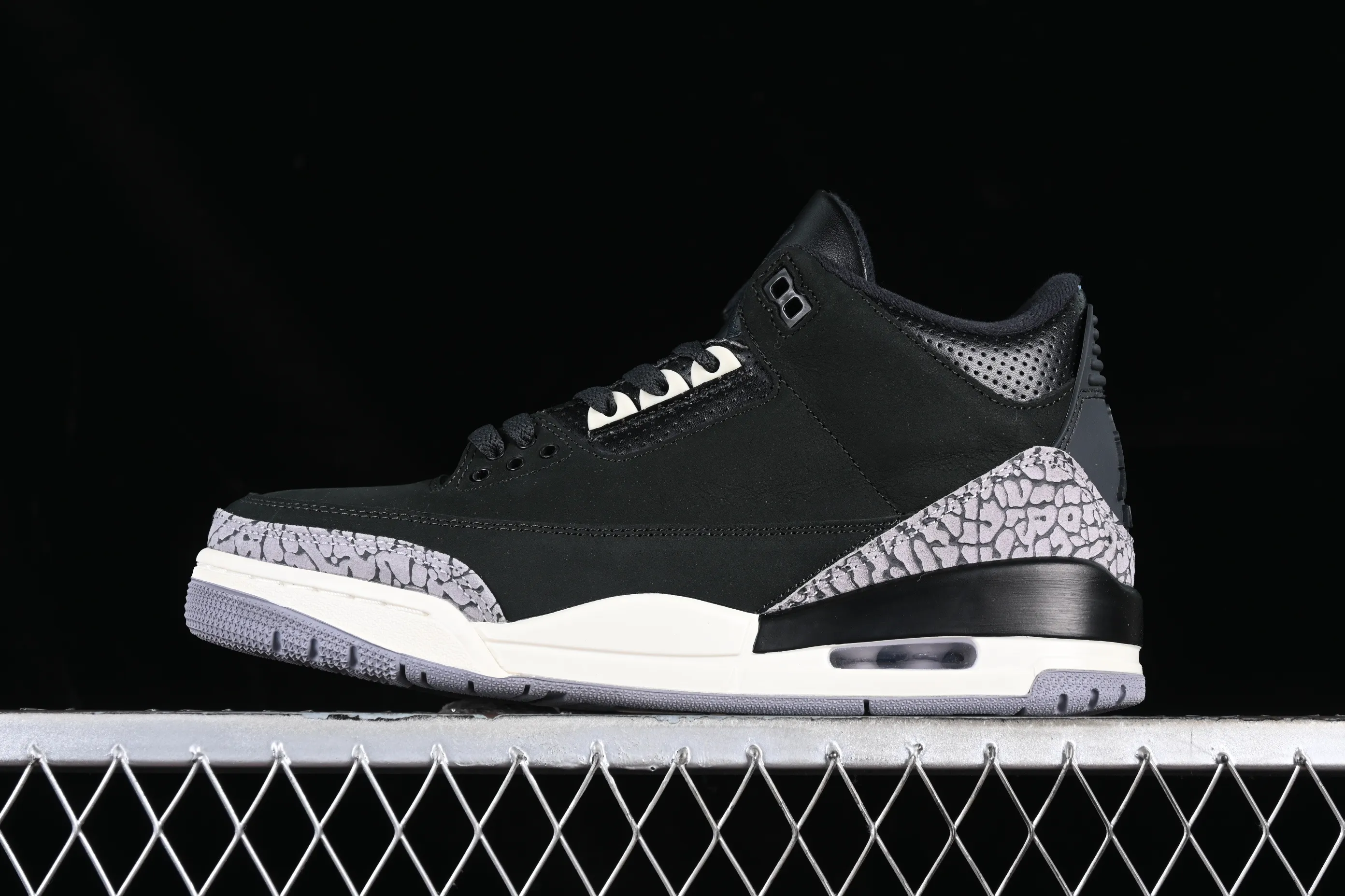 All categories Air Jordan Jordan series basketball shoes Air Jordan 3 L version Air Jordan 3 Retro "Off Noir" AJ3 Joe 3 old black cement CK9246-001